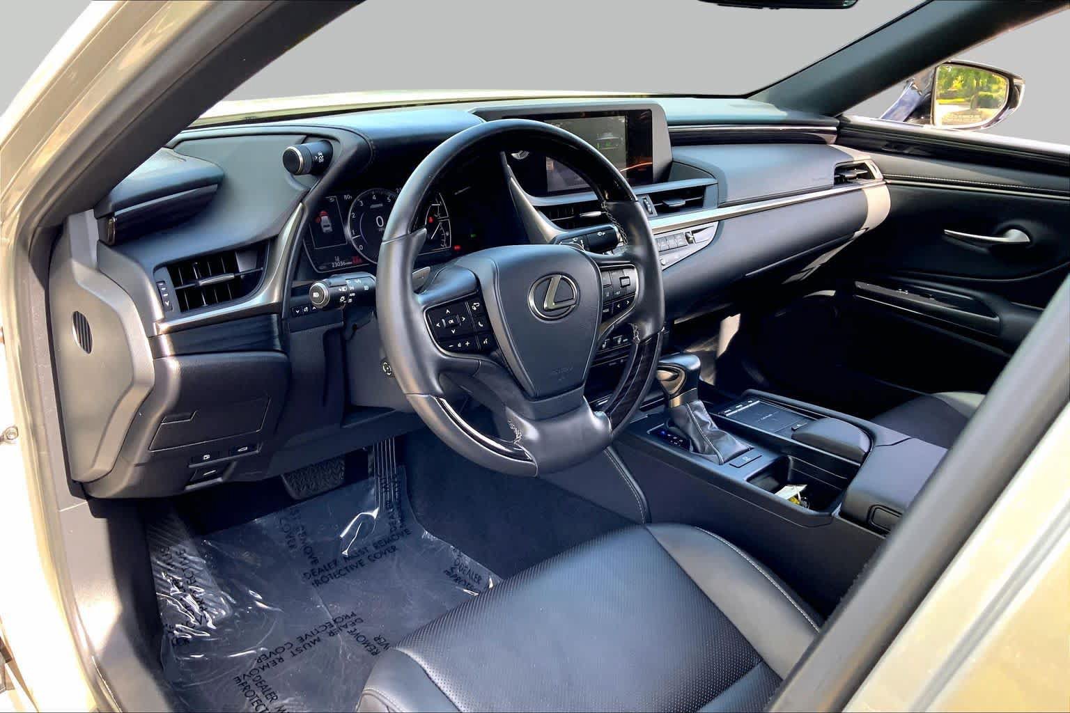 Certified 2021 Lexus ES 350 w/ Premium Package FWD image 18