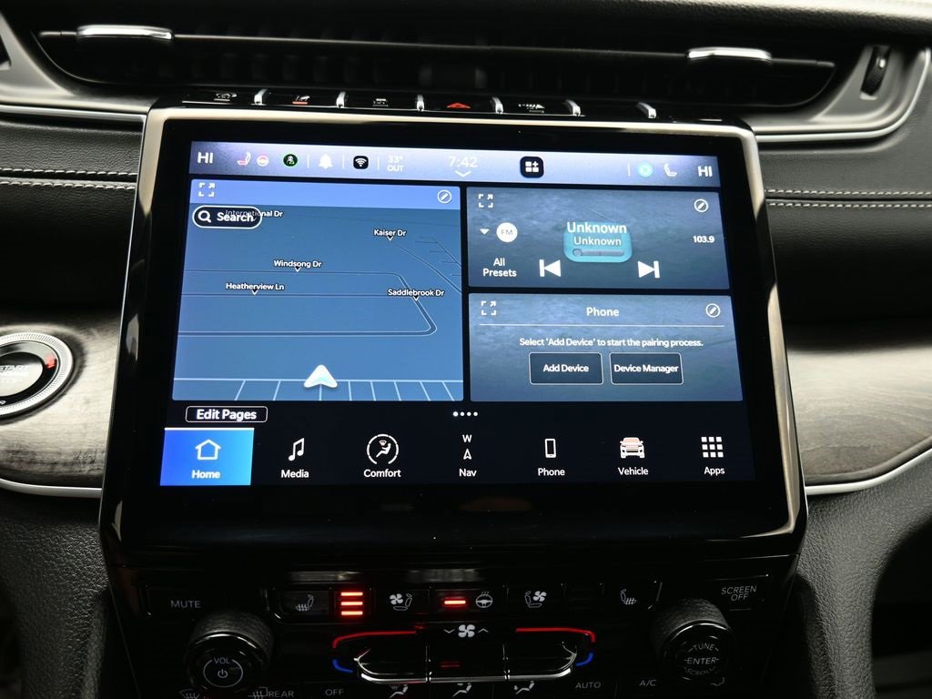 Certified 2024 Jeep Grand Cherokee L Limited w/ Luxury Tech Group II image 25