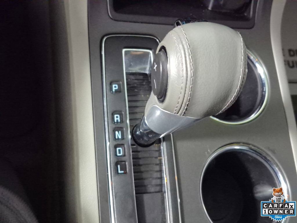 Used 2010 Chevrolet Traverse LT w/ Personal Connectivity Package FWD image 17