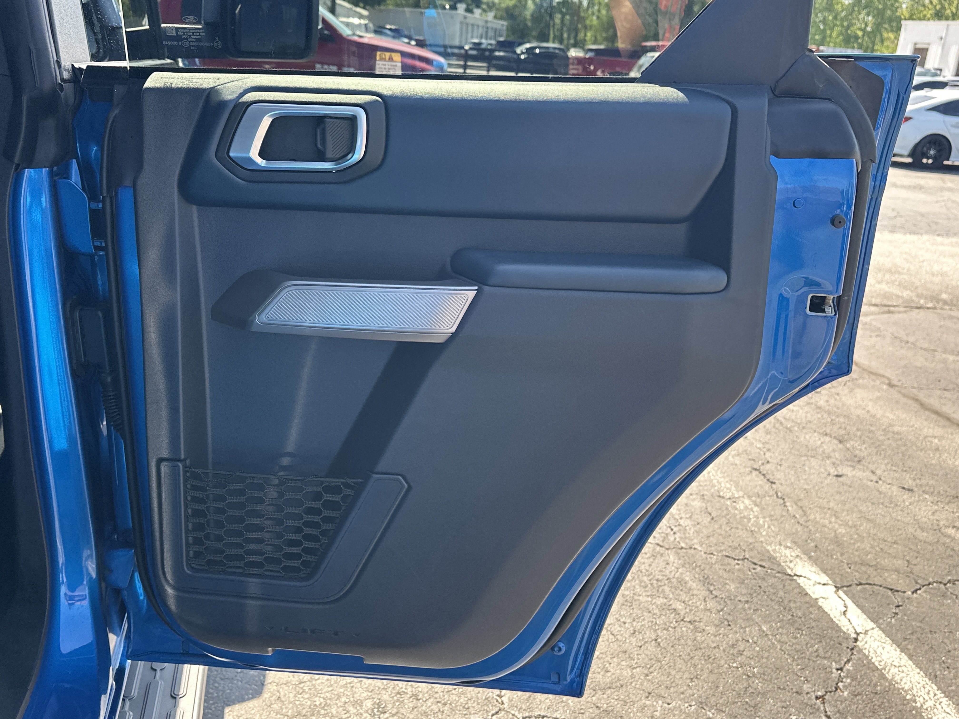 Used 2023 Ford Bronco Outer Banks w/ Sasquatch Package image 19