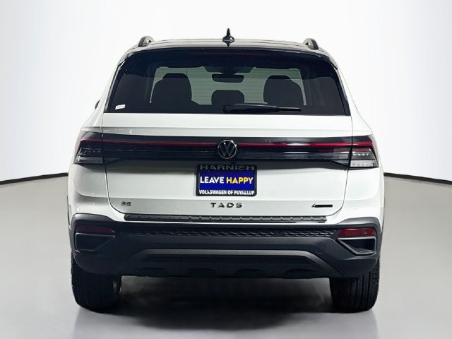 Certified 2025 Volkswagen Taos SE AWD/4WD image 6