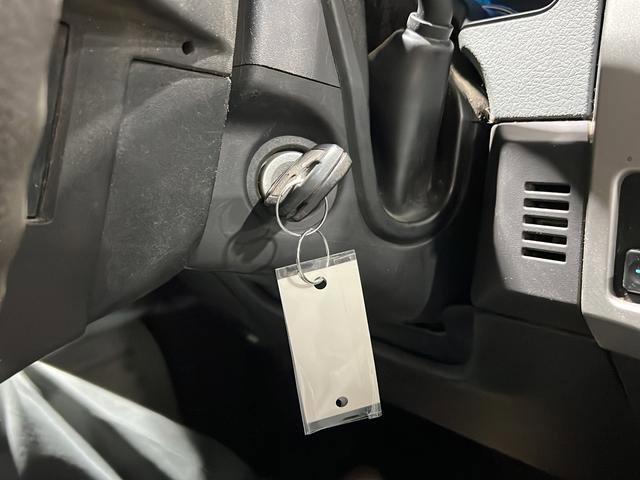 Used 2011 Ford F150 XLT w/ XLT Convenience Pkg image 32