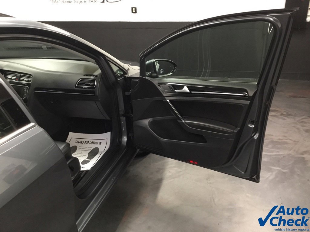 Used 2016 Volkswagen Golf SEL w/ Lighting Package (SEL) FWD image 38