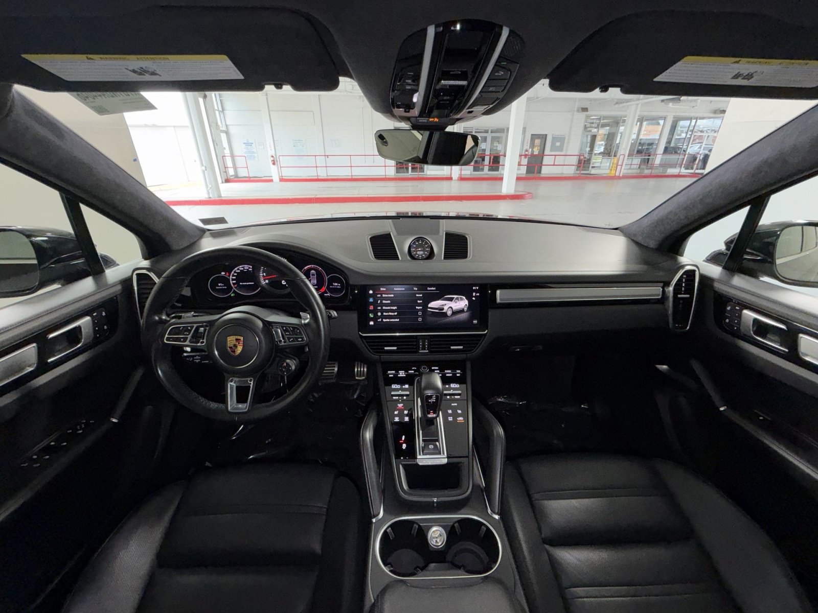 Used 2022 Porsche Cayenne Turbo AWD/4WD image 23