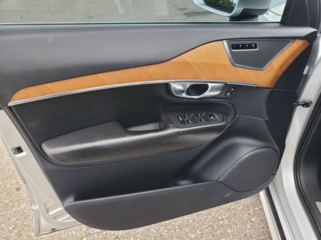 Used 2017 Volvo XC90 T6 Inscription w/ Vision Package AWD/4WD image 10
