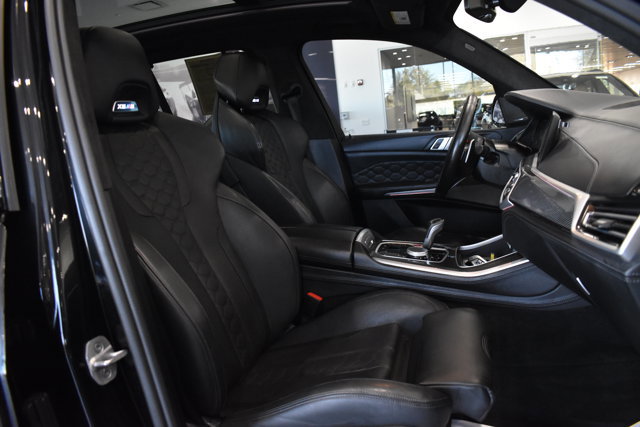 Used 2021 BMW X5 M w/ Executive Package image 29