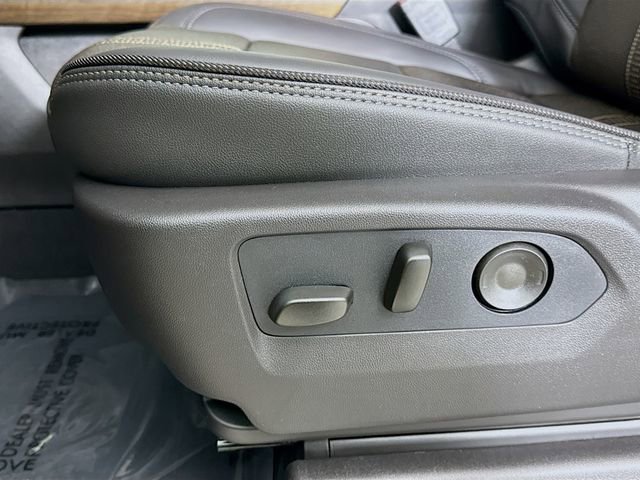 New 2026 Chevrolet Silverado 3500 High Country w/ High Country Premium Package image 22