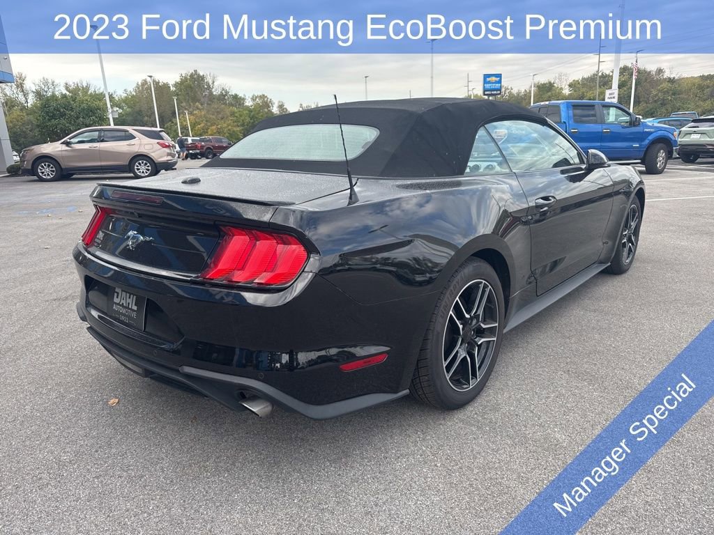 Used 2023 Ford Mustang Premium image 3