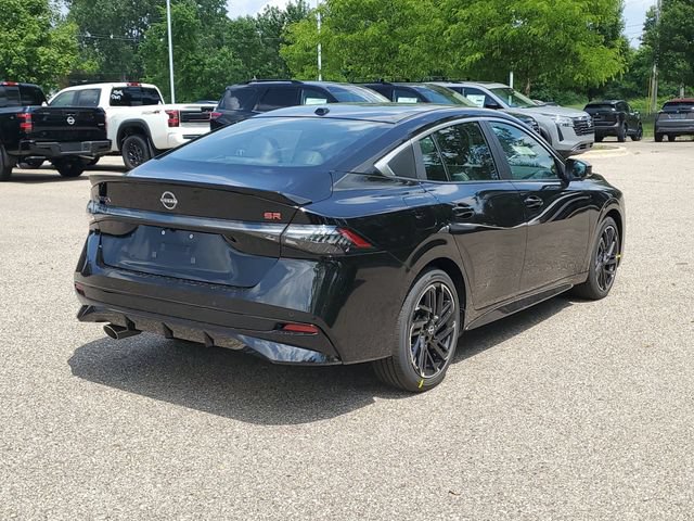 New 2026 Nissan Sentra SR w/ SR Premium Package FWD image 4