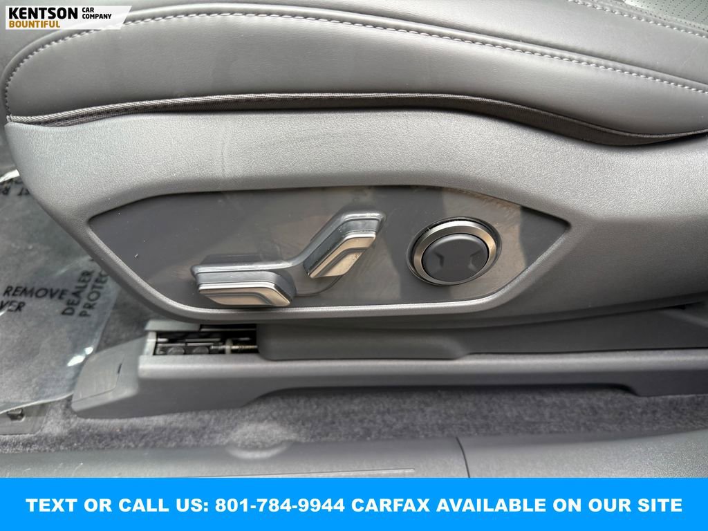 Used 2024 Kia EV9 Wind image 32