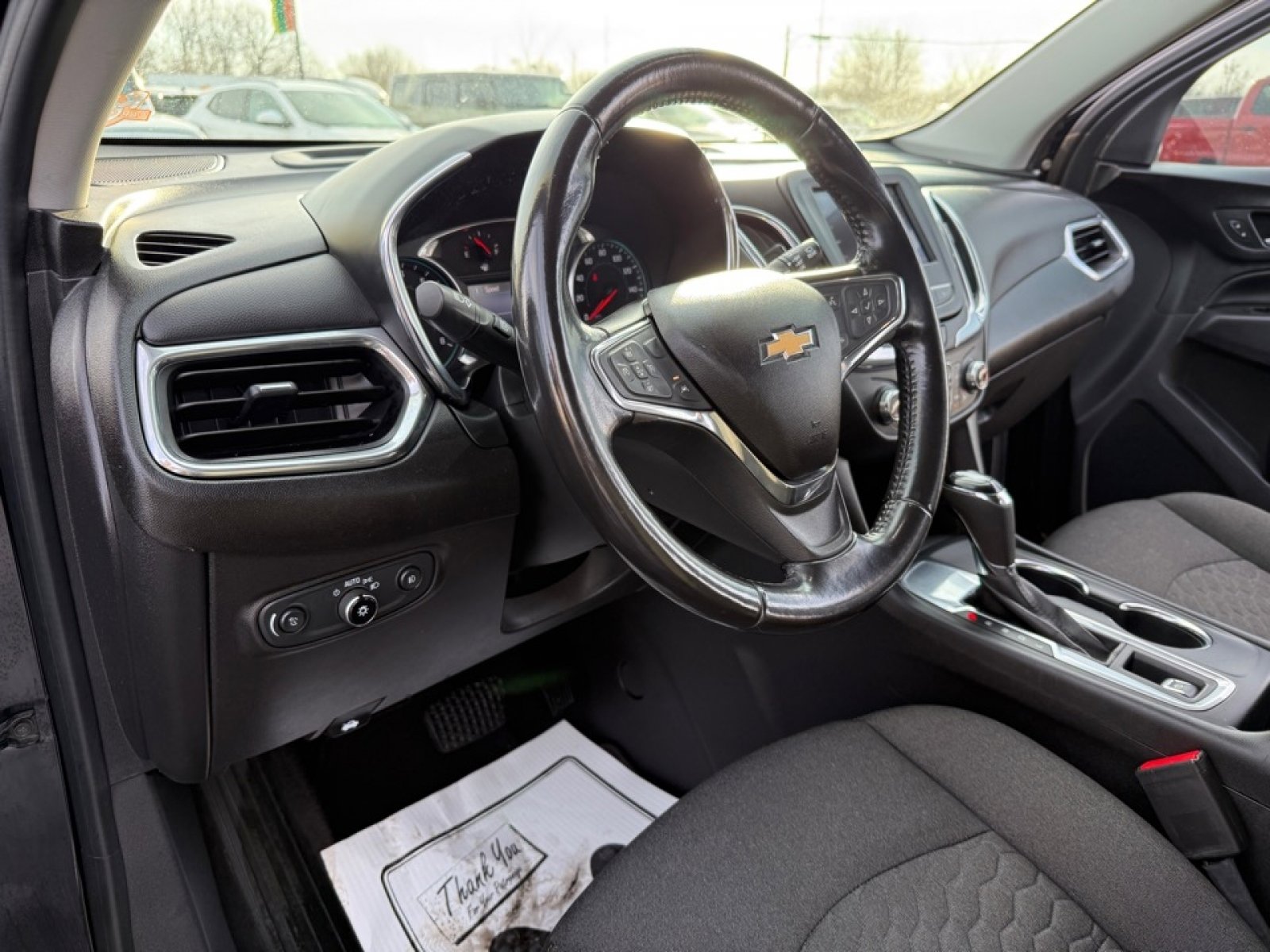 Used 2020 Chevrolet Equinox LT w/ Driver Convenience Package image 13