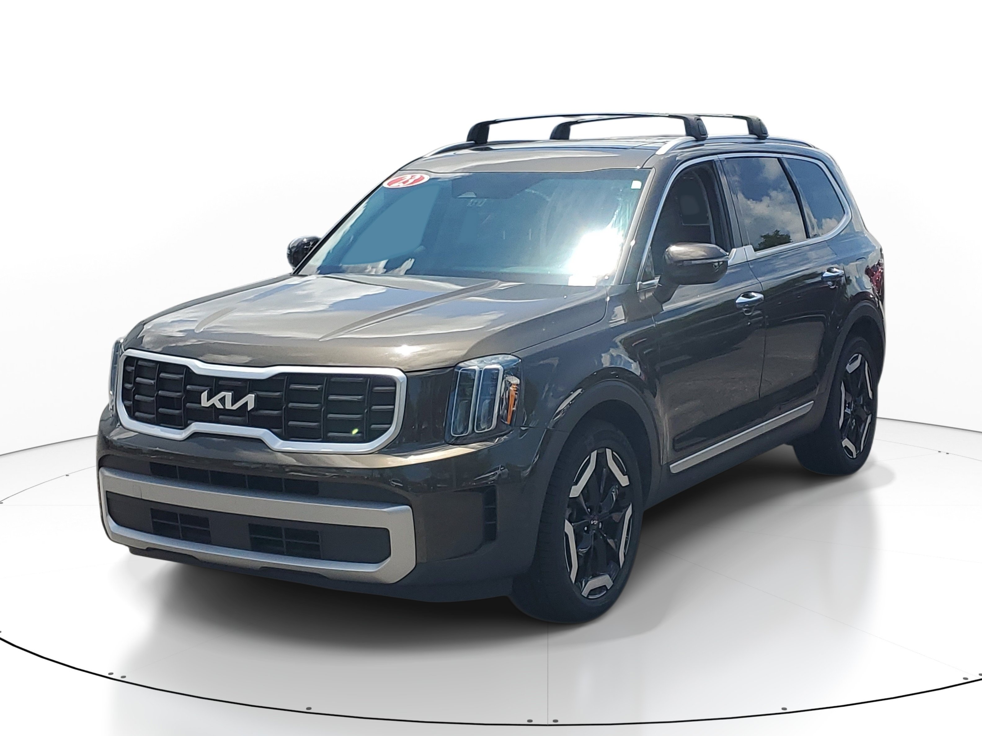 Used 2023 Kia Telluride S w/ S Sunroof Package AWD/4WD image 3
