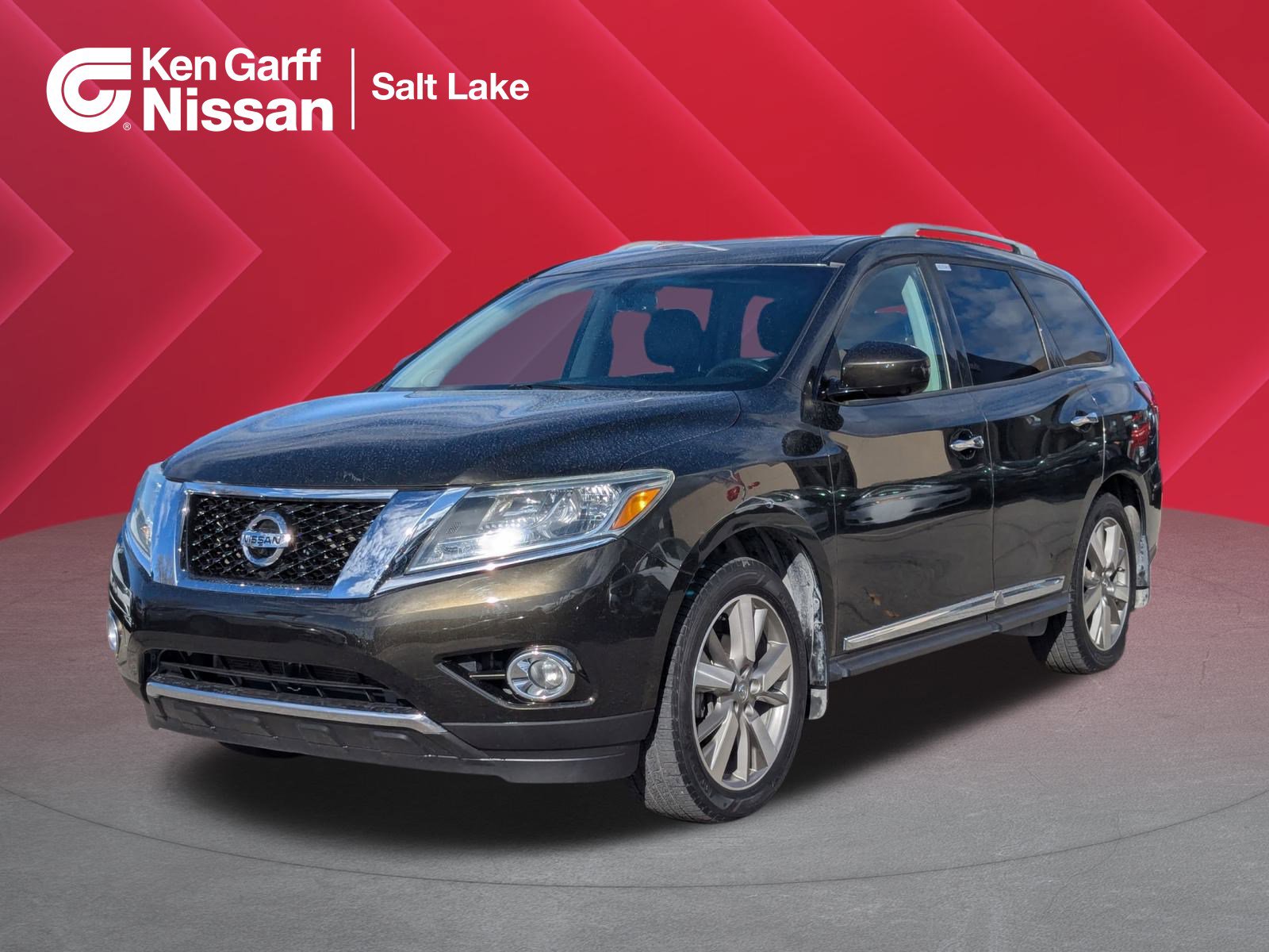 Used 2016 Nissan Pathfinder Platinum