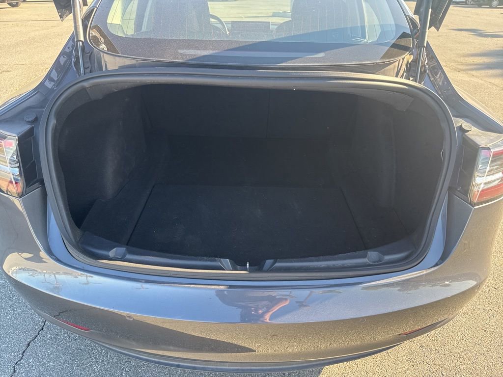 Used 2018 Tesla Model 3 Long Range image 11