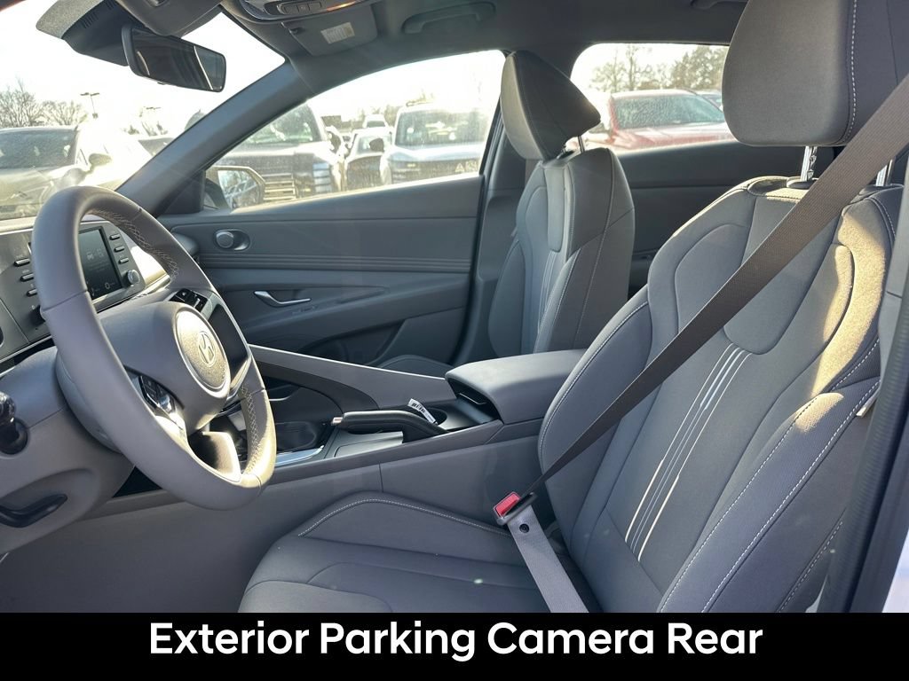 Used 2026 Hyundai Elantra Sport FWD image 17
