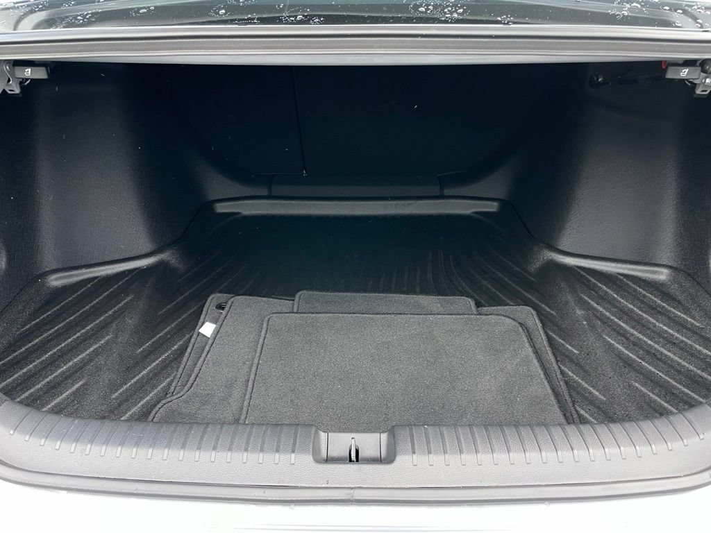 Certified 2025 Honda Accord SE image 37