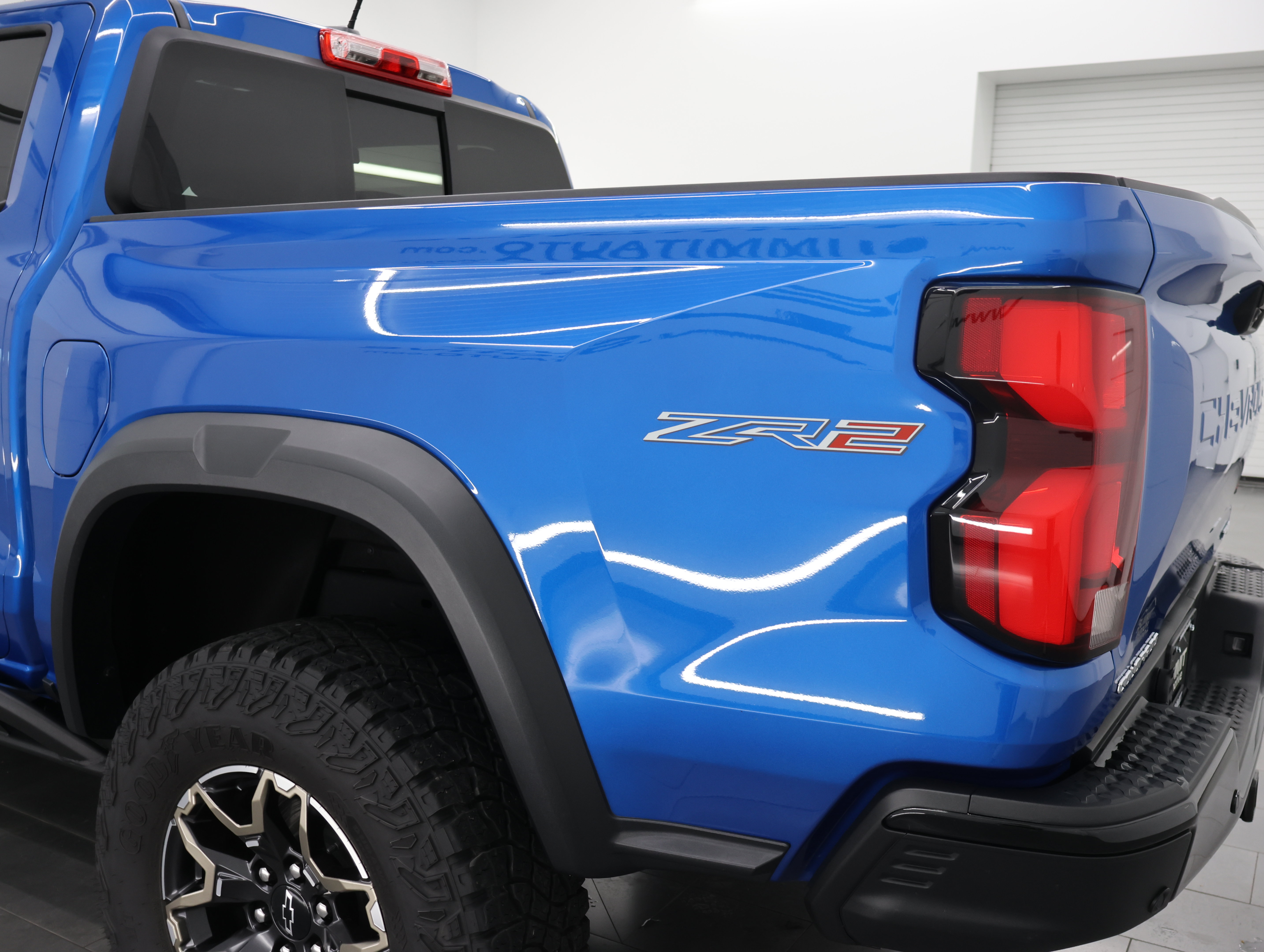 Used 2023 Chevrolet Colorado ZR2 w/ ZR2 Convenience Package III AWD/4WD image 32