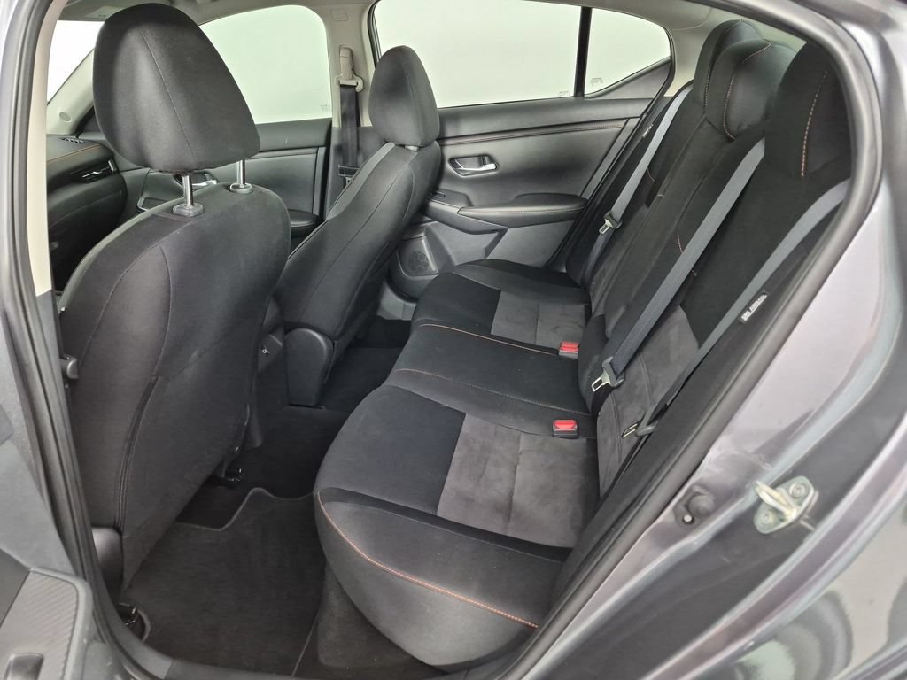 Used 2022 Nissan Sentra SR w/ Trunk Package FWD image 29