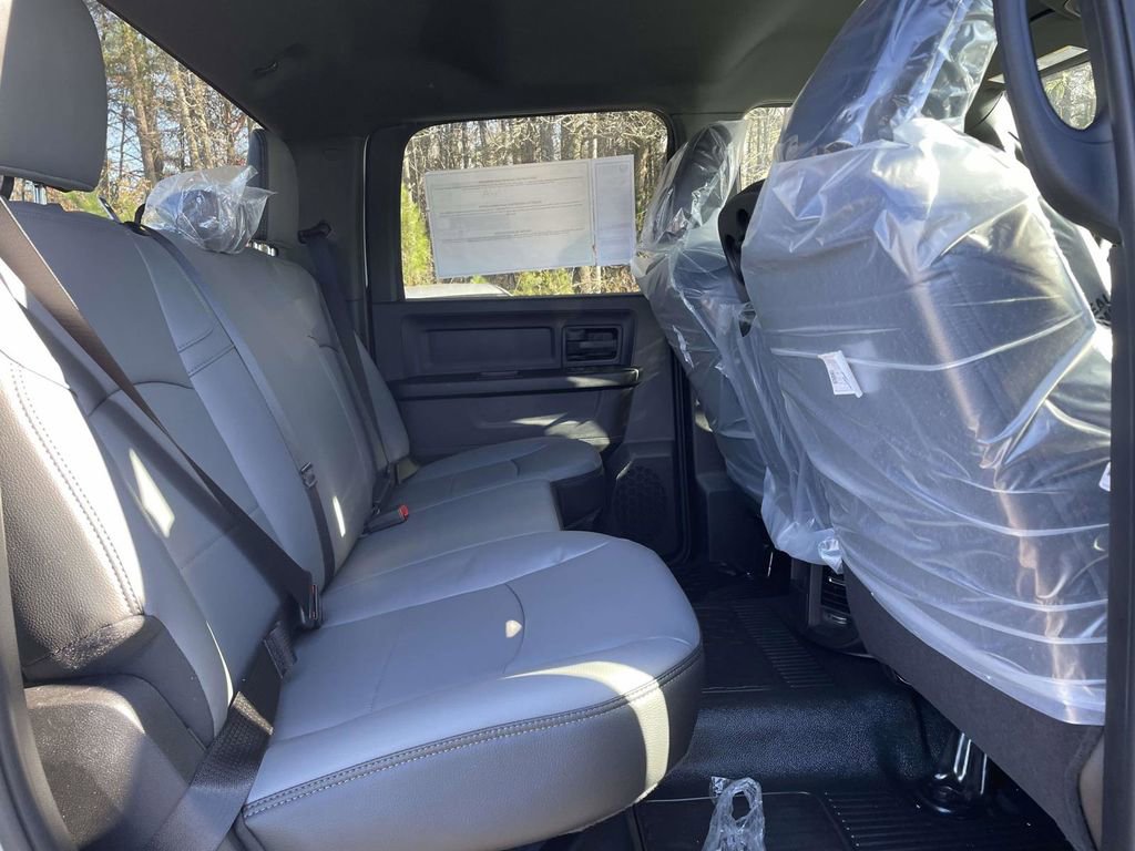 New 2026 RAM 5500 Tradesman w/ Chrome Appearance Group AWD/4WD image 17