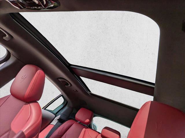 Used 2023 Maserati Grecale Modena image 15
