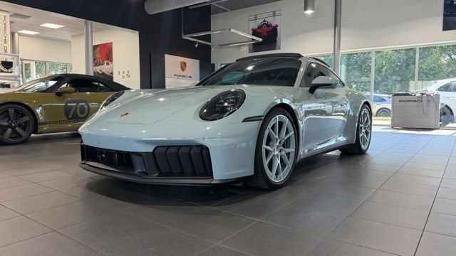 Used 2026 Porsche 911 Carrera GTS RWD image 2