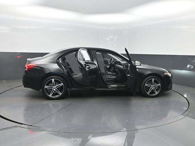 Used 2020 Mercedes-Benz A 220 image 37
