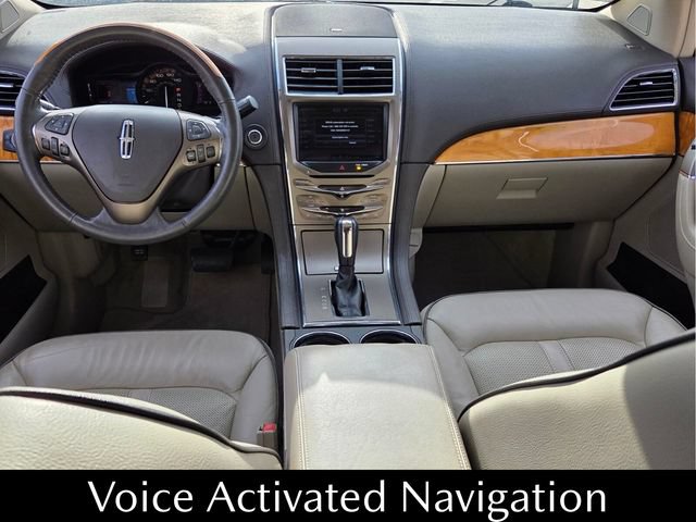 Used 2013 Lincoln MKX FWD image 9