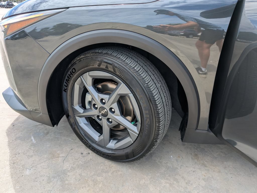 Certified 2025 Kia K4 FWD image 34