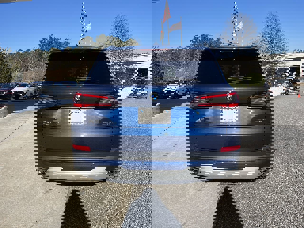 Certified 2023 BMW X5 sDrive40i w/ Climate Comfort Package image 7