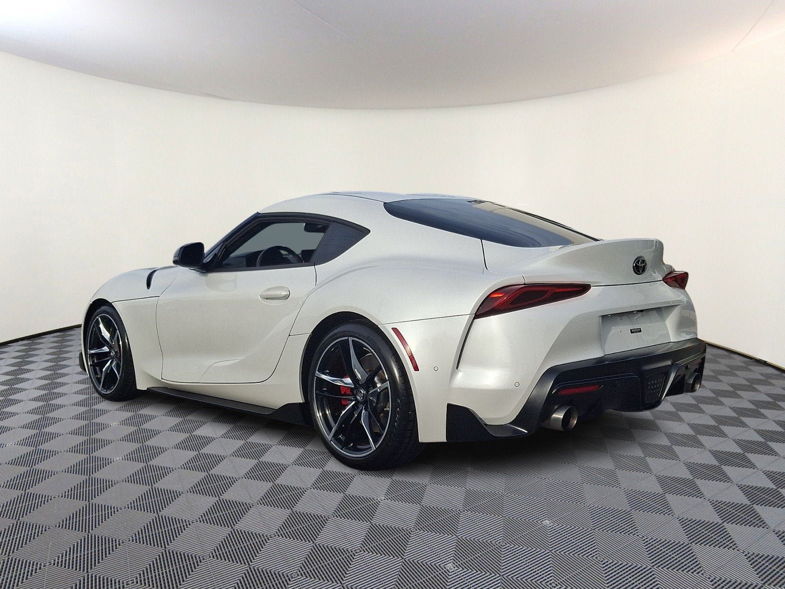 Used 2021 Toyota Supra Premium w/ Driver Assist Package RWD image 6