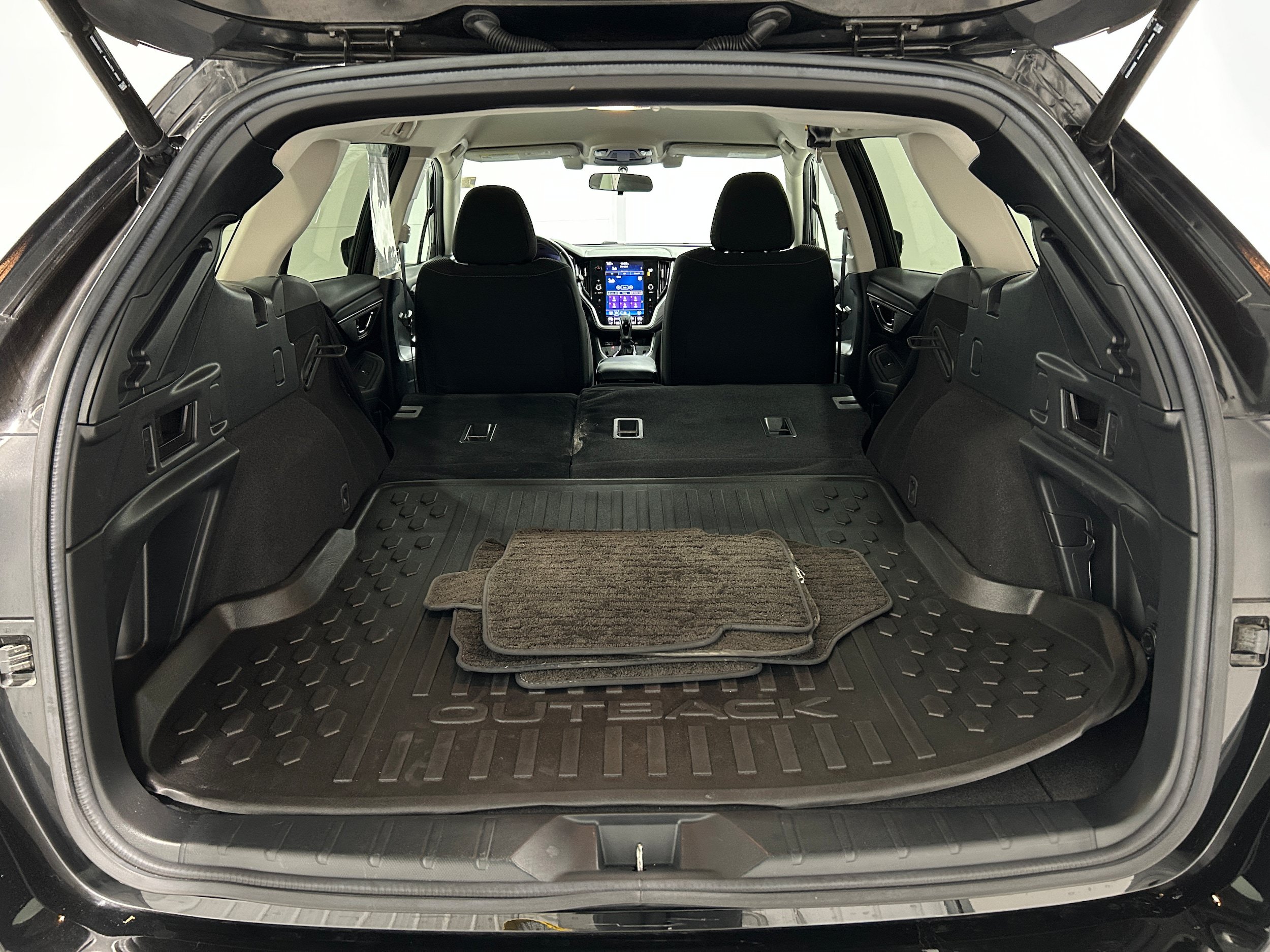Used 2022 Subaru Outback Premium AWD/4WD image 32