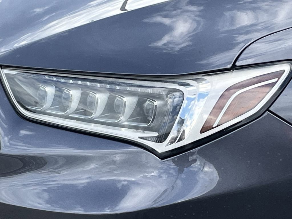 Used 2018 Acura TLX w/ Technology Package FWD image 10