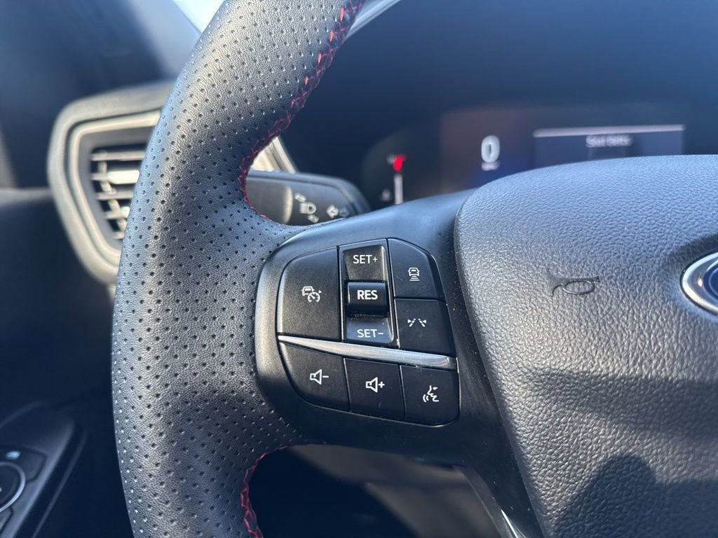 Used 2024 Ford Escape ST-Line w/ Tech Pack #1 image 18