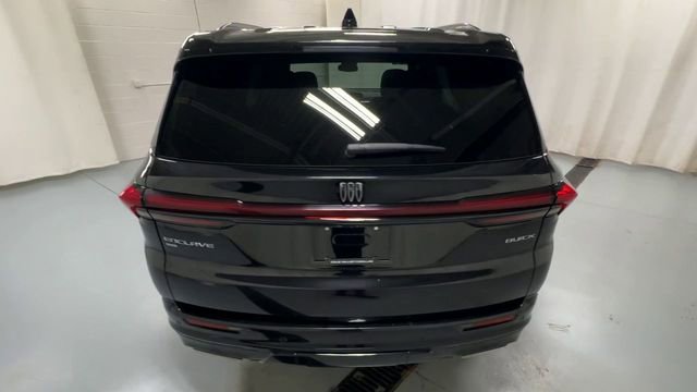 Used 2025 Buick Enclave Sport Touring image 7
