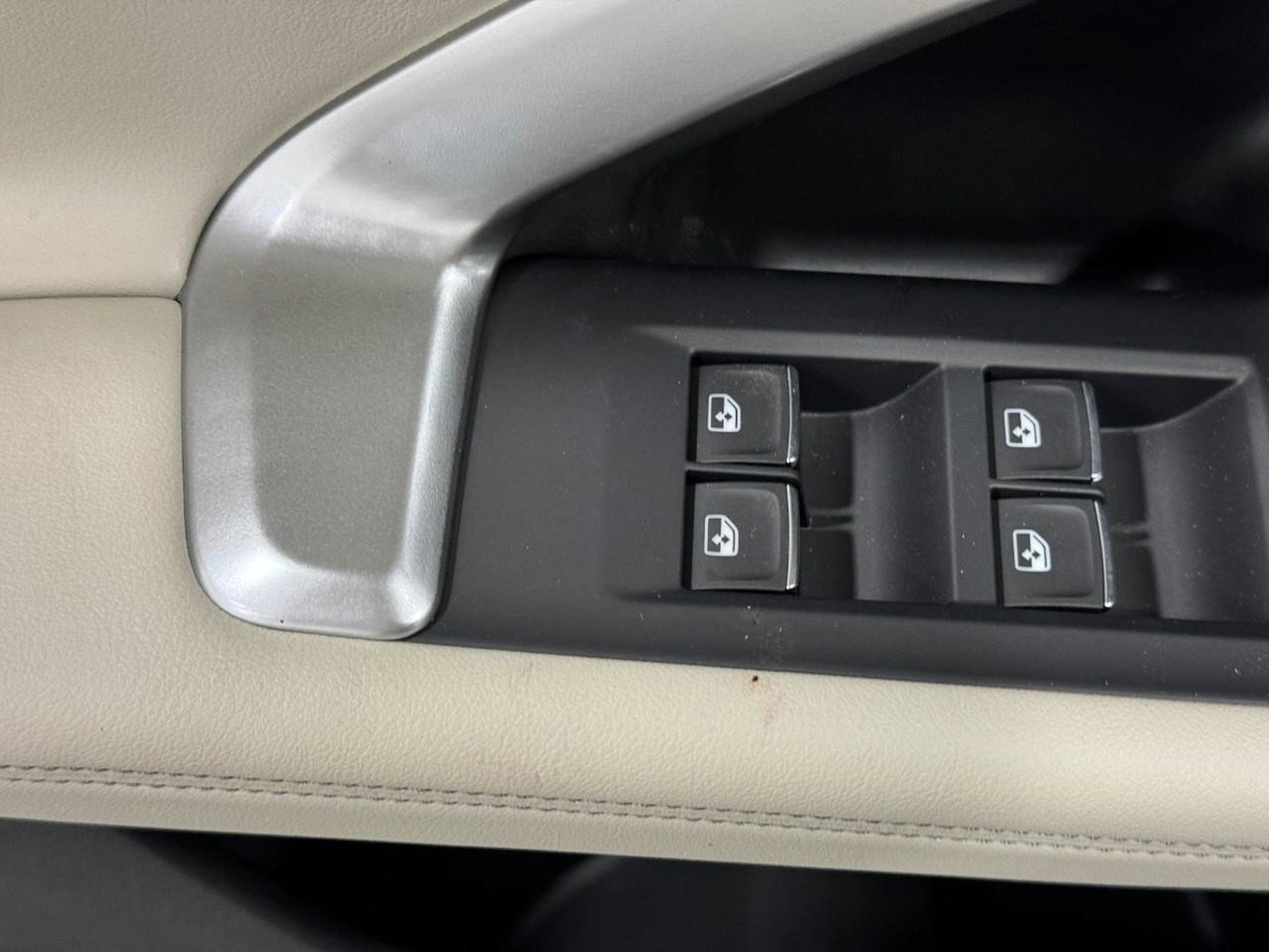 New 2025 Audi Q5 Premium image 19