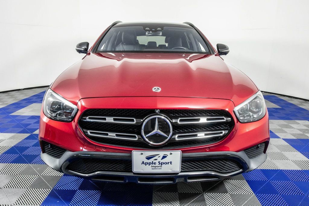 Used 2022 Mercedes-Benz E 450 4MATIC All-Terrain Wagon image 2