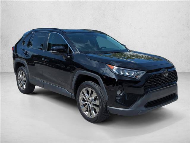 Certified 2020 Toyota RAV4 XLE Premium AWD/4WD image 3