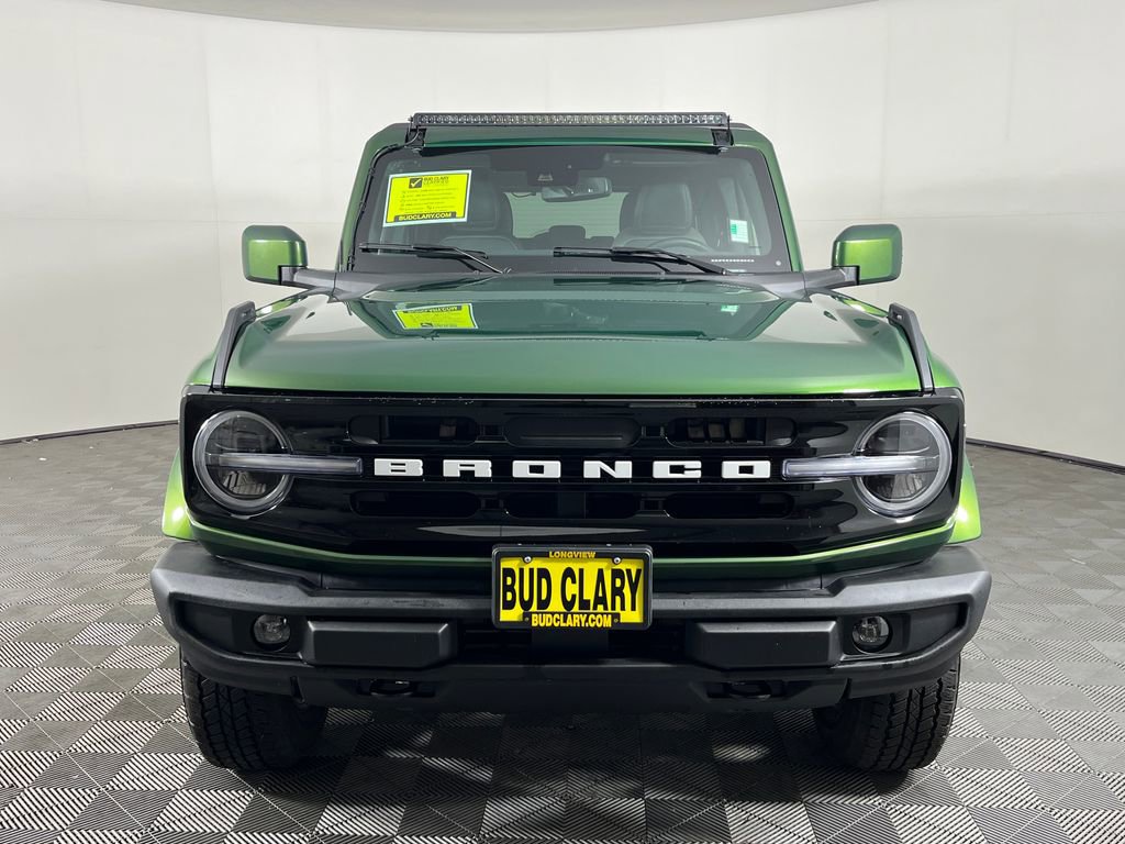 Used 2025 Ford Bronco Outer Banks image 2