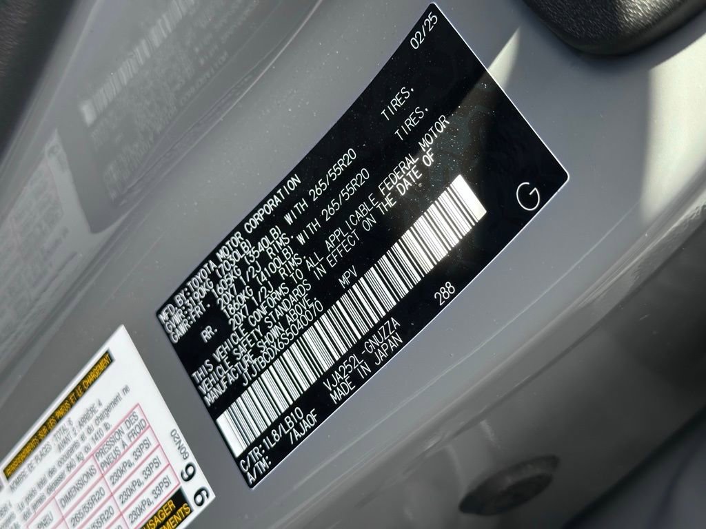 Used 2025 Lexus GX 550 image 24