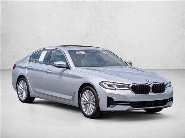 Used 2021 BMW 540i w/ Executive Package image 3