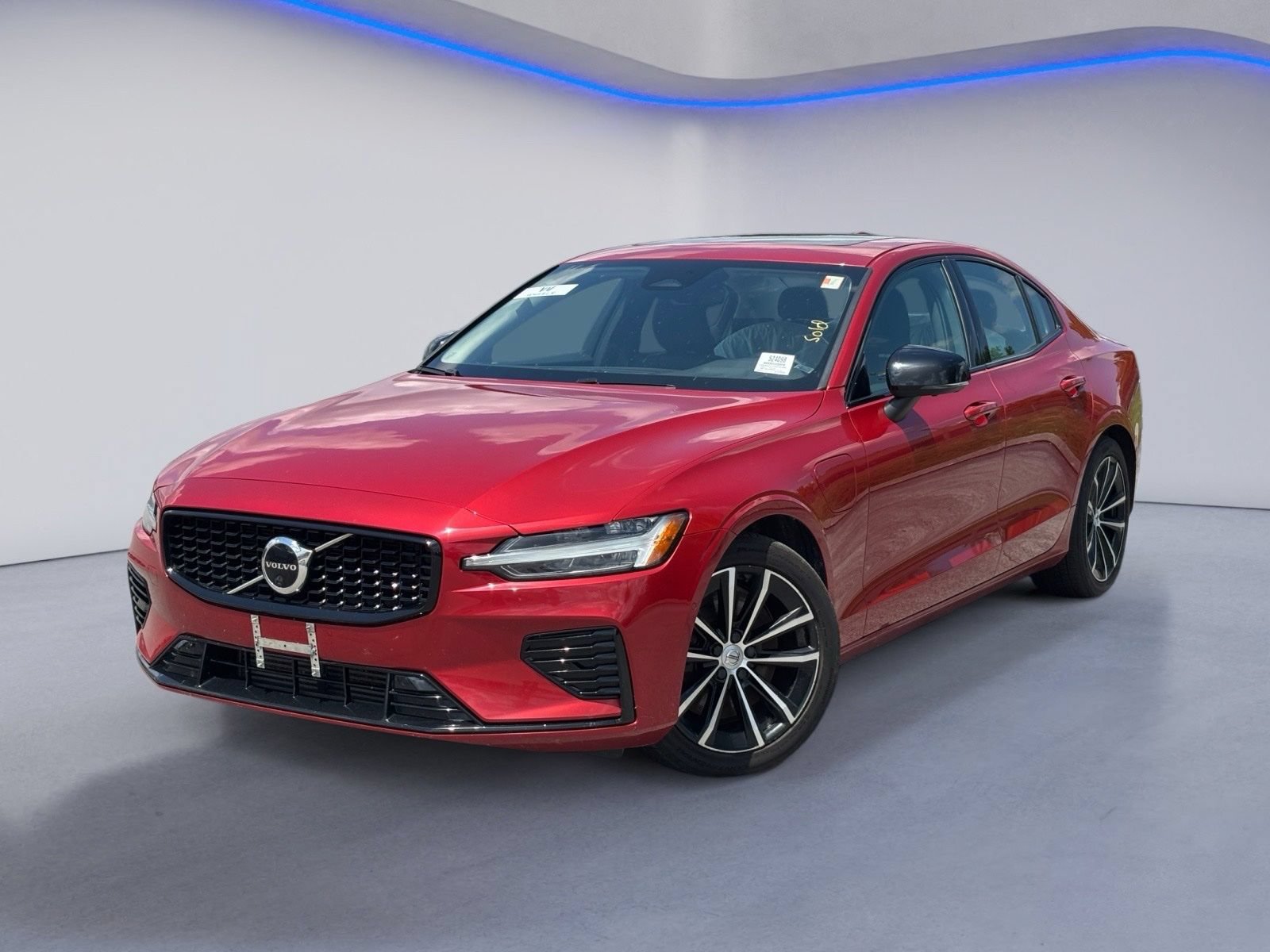Used 2023 Volvo S60 T8 Plus AWD/4WD video 2