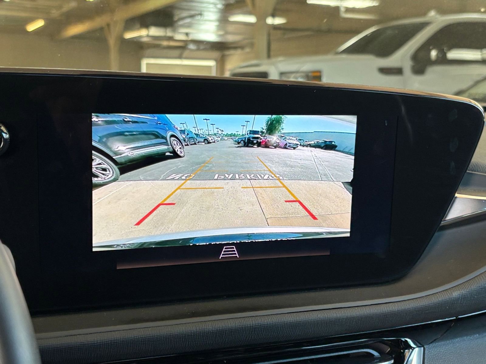 Used 2025 Buick Envista Sport Touring image 17