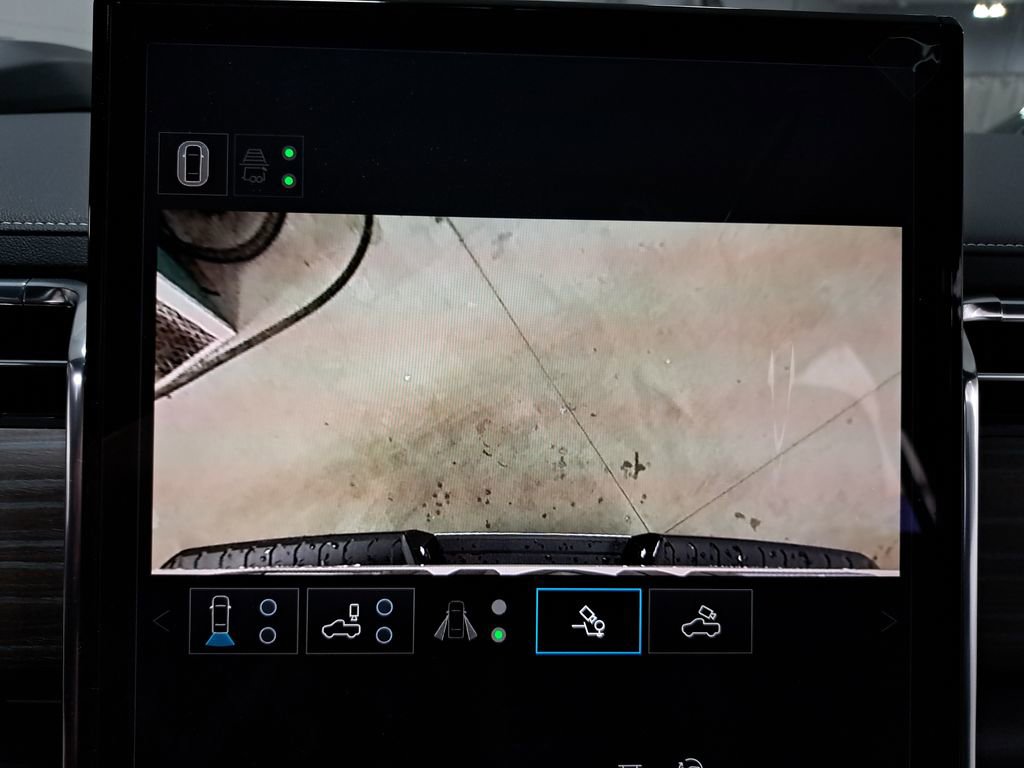 New 2025 GMC Sierra EV Denali image 38