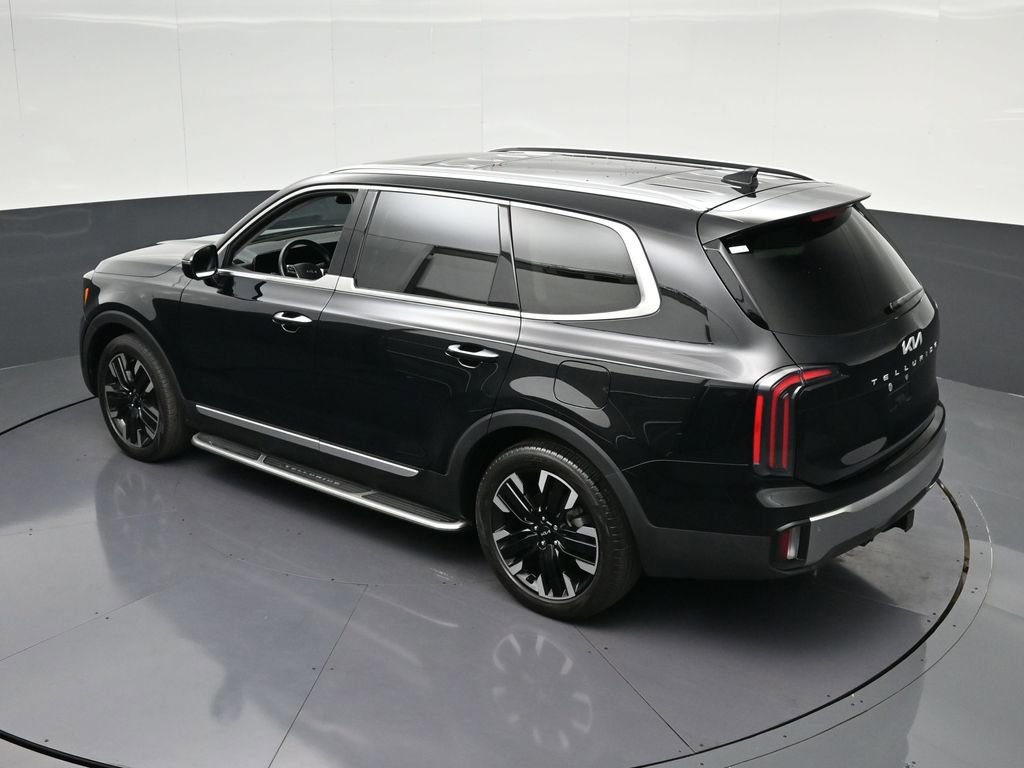 Used 2024 Kia Telluride SX w/ Towing Package FWD image 20