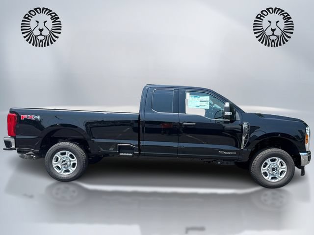 New 2026 Ford F250 XLT w/ FX4 Off-Road Package AWD/4WD image 5