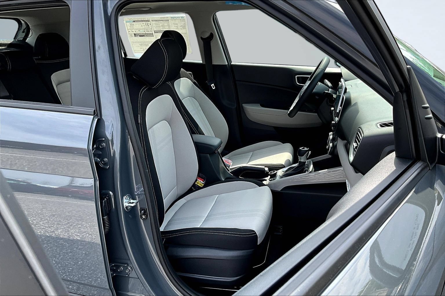 New 2026 Hyundai Venue SEL FWD image 13