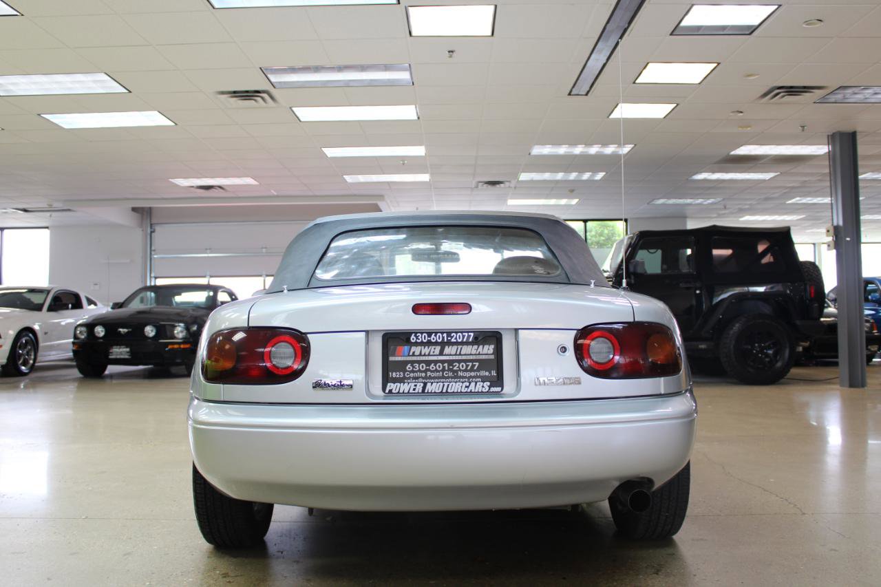 Used 1991 MAZDA MX-5 Miata RWD image 18