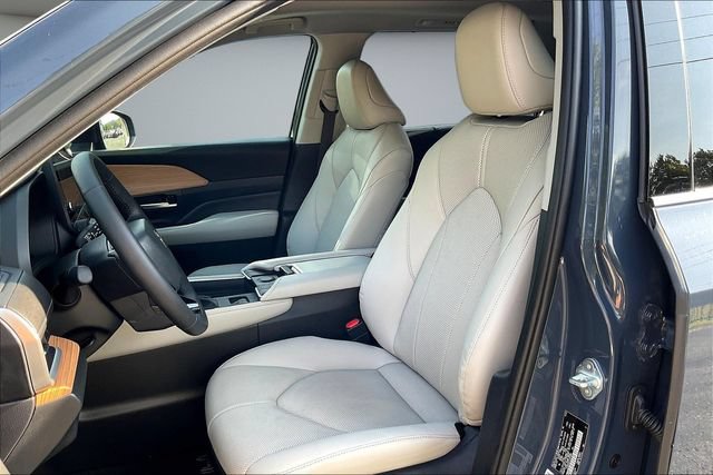 Used 2026 Toyota Grand Highlander FWD image 23