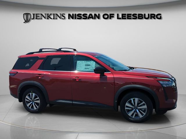 New 2026 Nissan Pathfinder SL FWD image 2