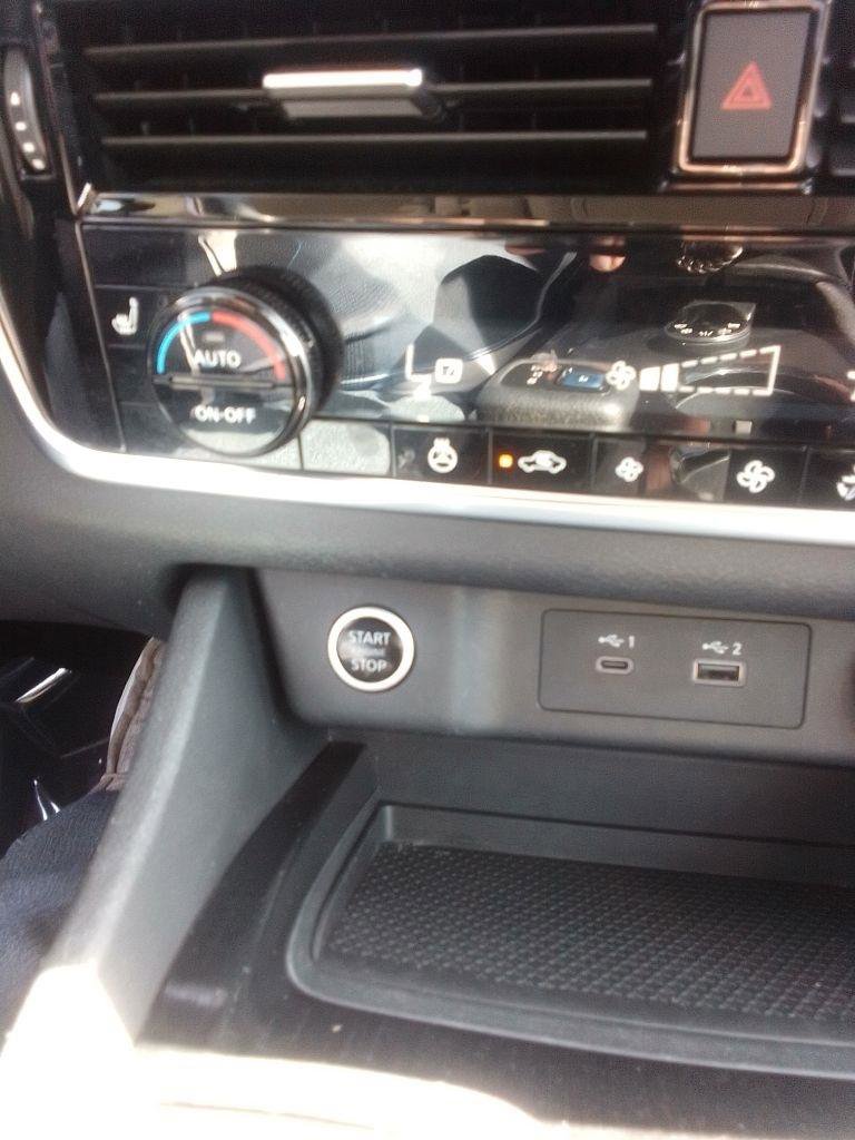 Used 2021 Nissan Rogue SV w/ Premium Package AWD/4WD image 11